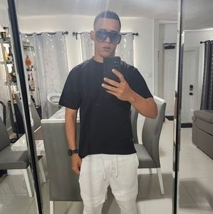 Meet your Posher, Ronald